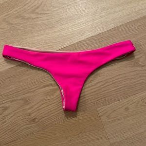Bright pink acacia bottoms